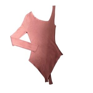 Abercrombie Fitch Ribbed Asymmetrical One Shoulder Long Sleeve Bodysuit‎ Rose M